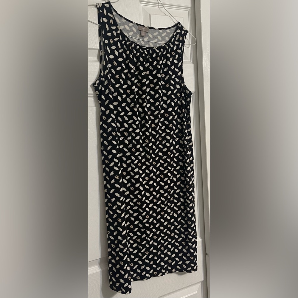 J Jill Sleeveless Dress Black White Cream Leaves MEDIUM  Petite Wearever Coastal
